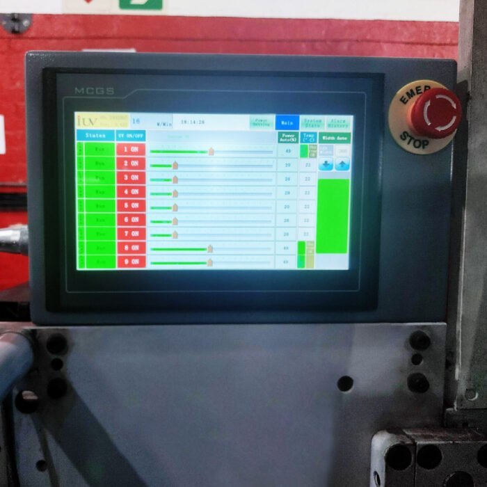 Offset-vs.-Flexo-vs.-Digital-Choosing-the-Right-Press-for-LED-UV-Label-Printing-700x700 (2)