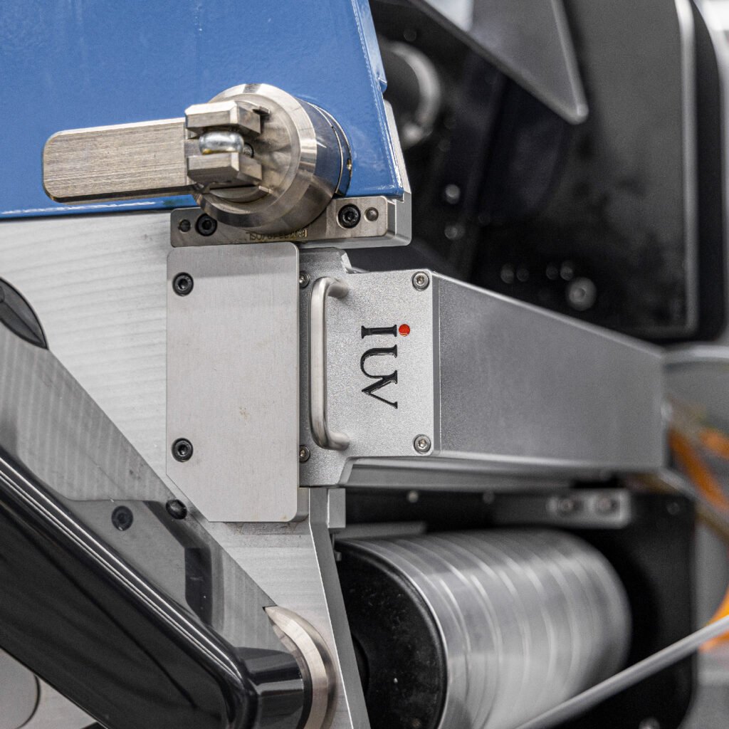 System utwardzania UV a stabilność produkcji wąskowstęgowejSystem utwardzania UV a stabilność produkcji wąskowstęgowej