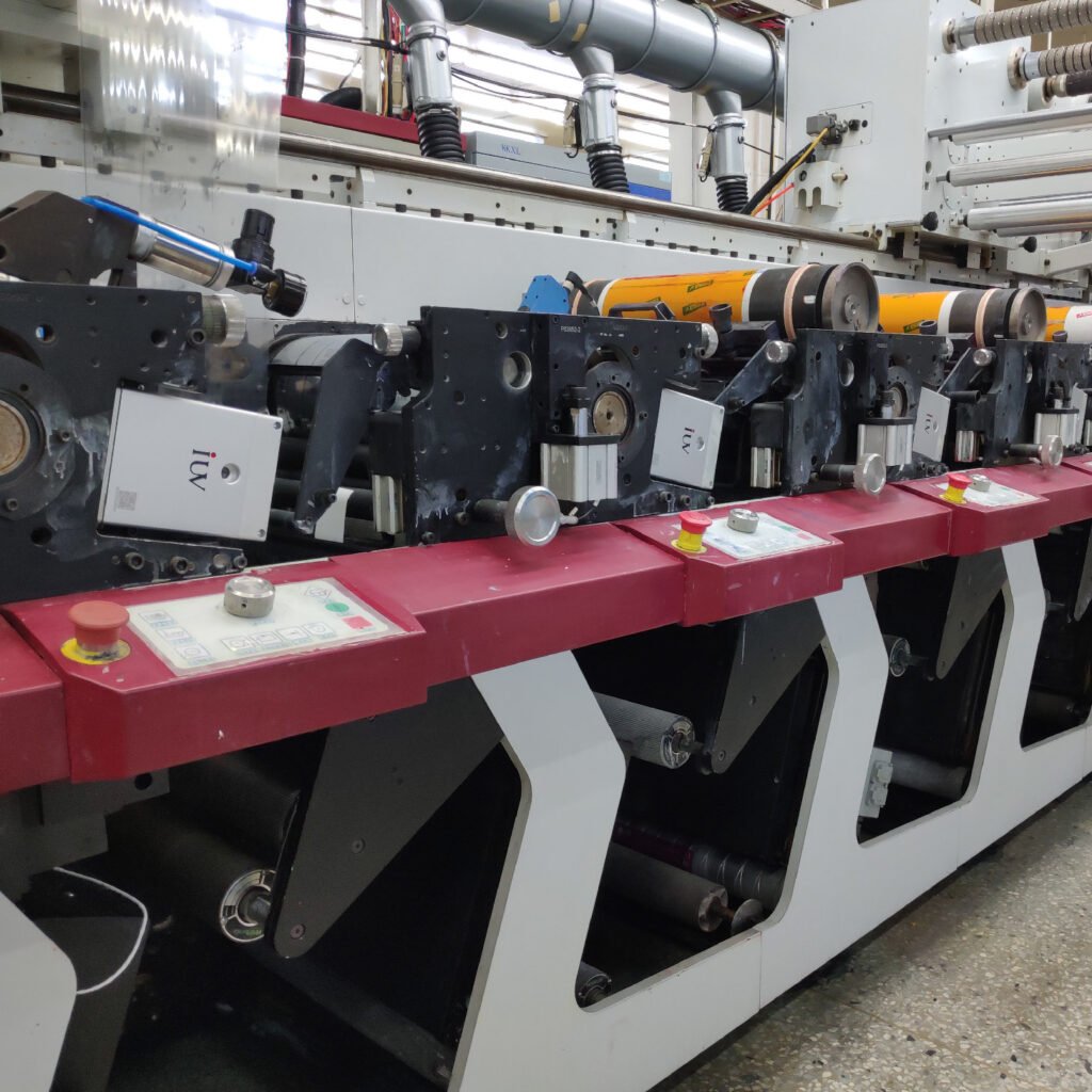 System utwardzania UV w poligrafii – jak zwiększa konkurencyjność drukarni