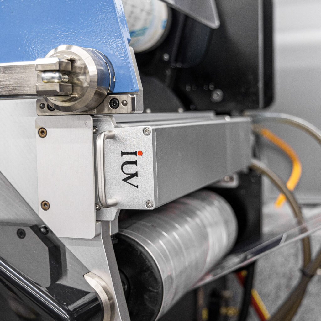 Ekologiczny aspekt druku fleksograficznego LED – mniejsze zużycie energii, brak ozonu