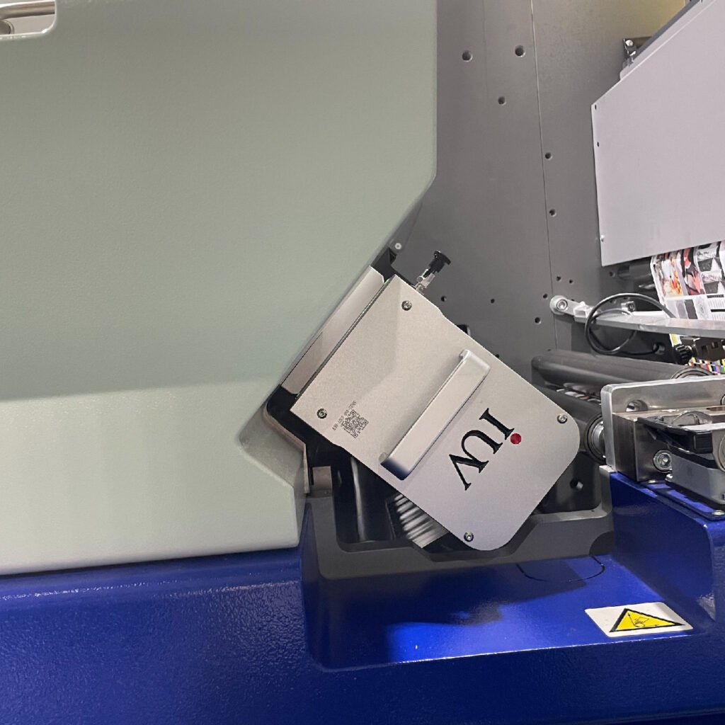 System utwardzania LED w produkcji opakowań – mniejsze zużycie energii i lepsza jakość