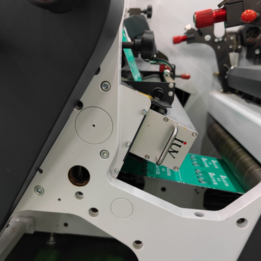 System utwardzania UV w druku fleksograficznym – klucz do szybszej produkcji bez kompromisów jakości