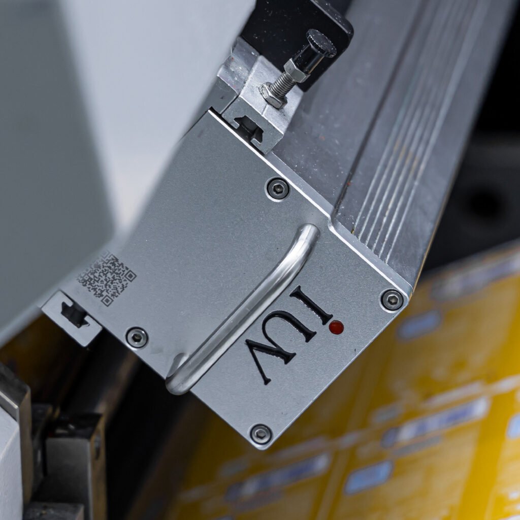 Technologia LED UV w druku opakowań i etykiet – przyszłość ekologicznego utwardzania