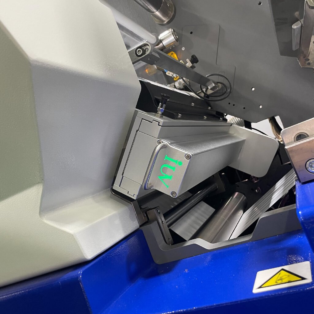 Technologia LED UV w druku wąskowstęgowym – przyszłość energooszczędnego druku