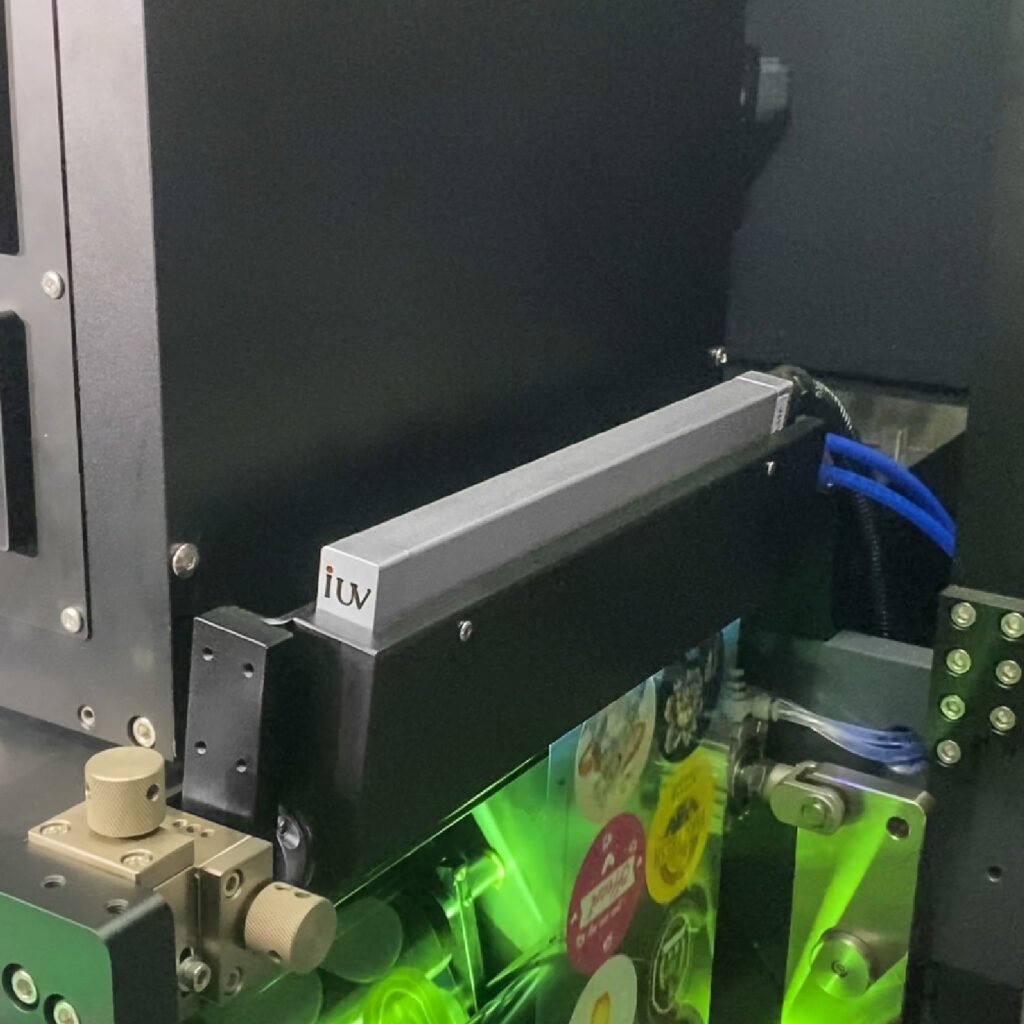 Jak LED UV eliminuje problemy z przegrzewaniem w procesie druku fleksograficznego