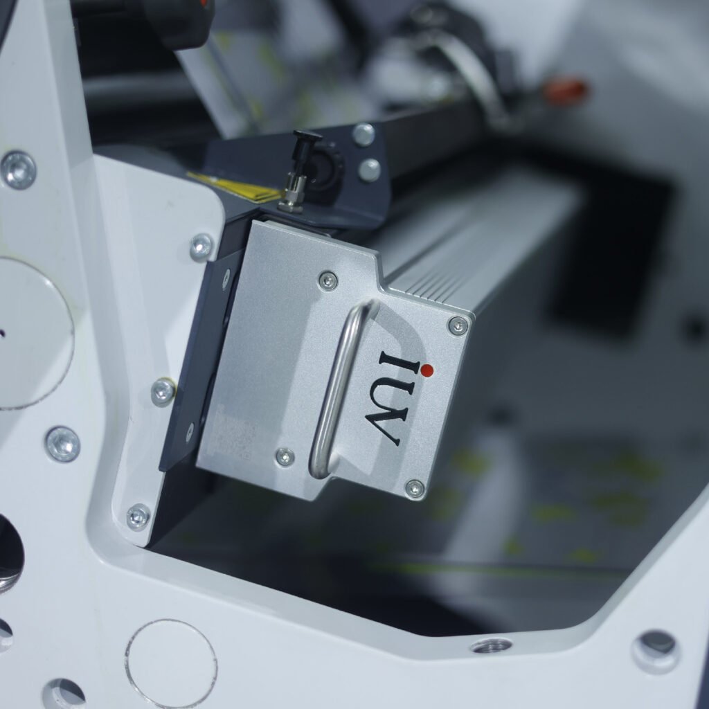 System utwardzania LED UV w wąskowstęgowym druku etykiet – szybkość i precyzja