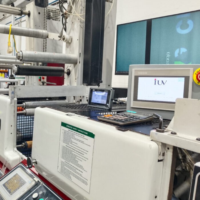 Rozwiązania UV LED dla drukarni etykiet stabilność kolorów i trwałość nadruku