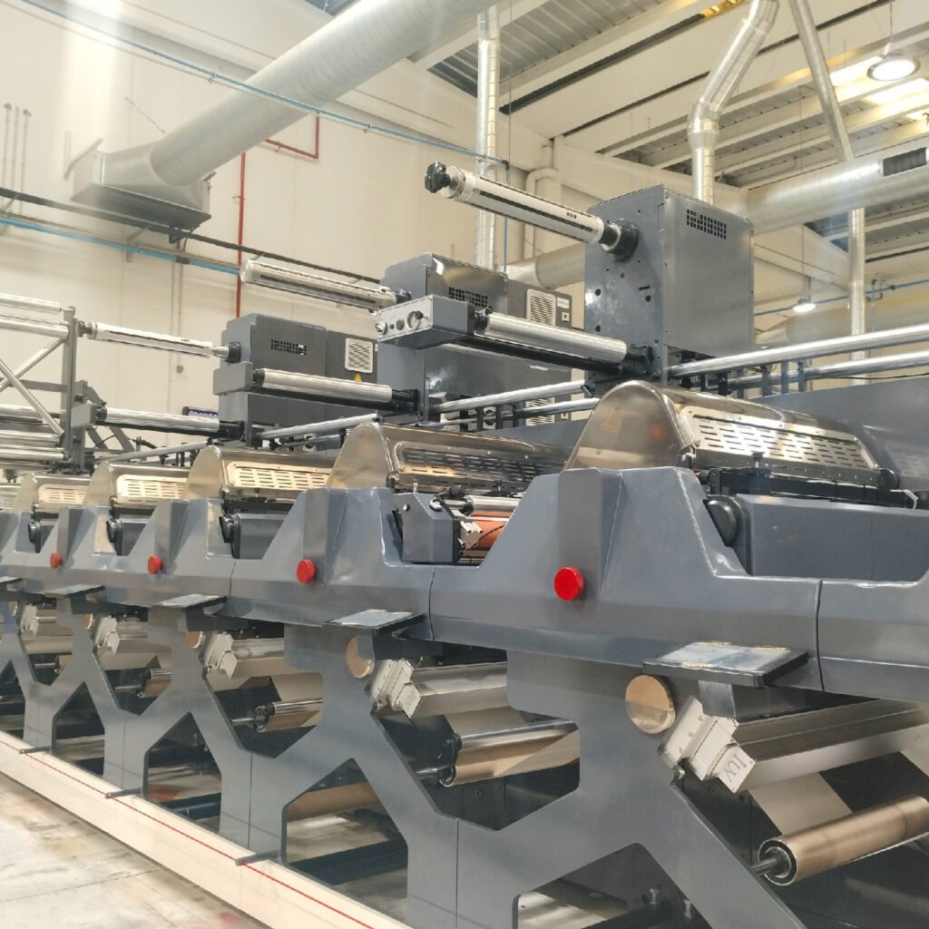 Zastosowanie technologii UV LED w produkcji etykiet – przewaga nad tradycyjnymi metodami