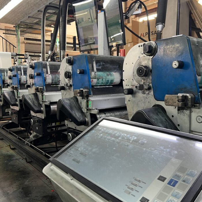 Diagnostyka starzenia diod w systemach Narrow Web Metody pomiaru spadku irradiancji i ich wpływ na powtarzalność koloru.