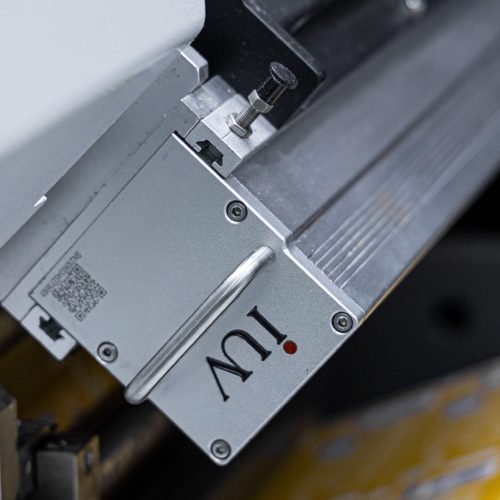 Sistema de curado UV w maszynach Mark Andy – rozwiązania dla szybkiej produkcji etykiet