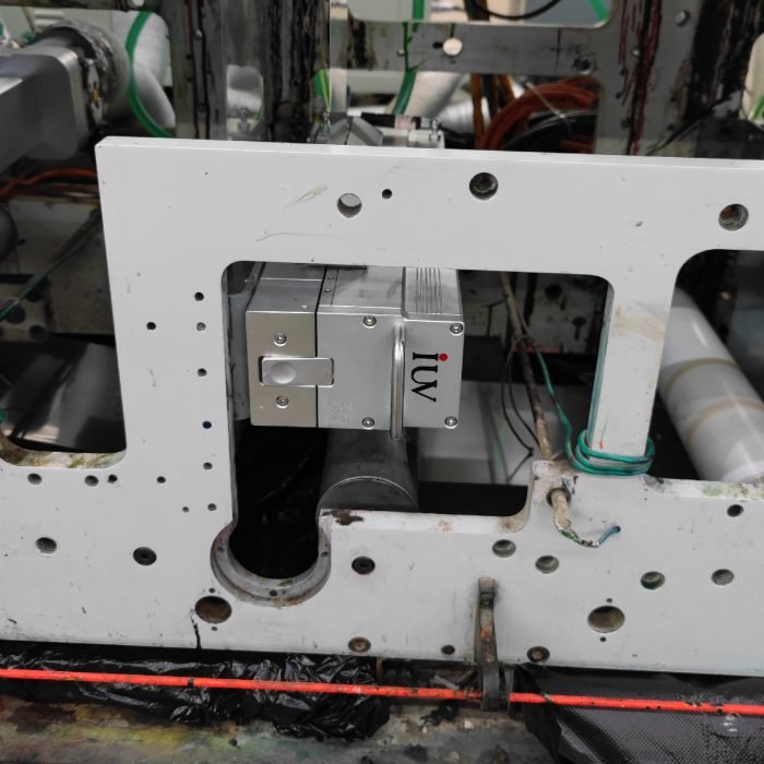 Druk fleksograficzny utwardzany diodami LED w produkcji etykiet samoprzylepnych i opakowań elastycznych