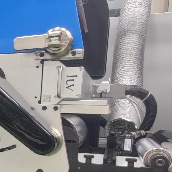 Nowe trendy w utwardzaniu UV dla wąskowstęgowego druku etykiet w 2026