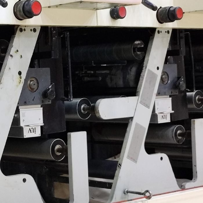 Nowoczesne rozwiązania LED UV dla wąskowstęgowych maszyn drukarskich